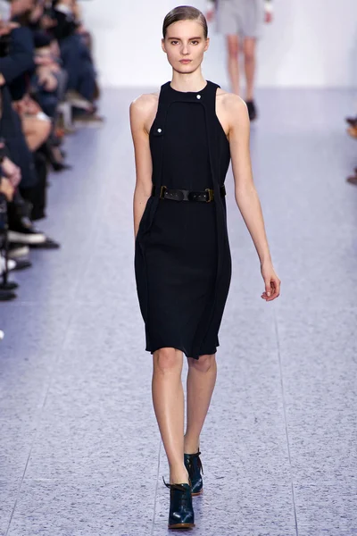 Look 22